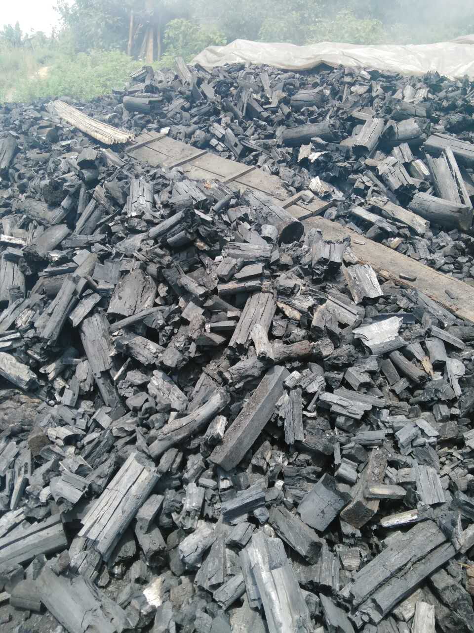 工业冶炼用杂木炭